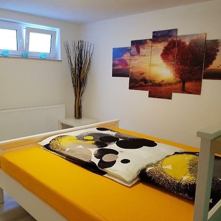 Petite Belle Apartment Volkertshausen Bagian luar foto